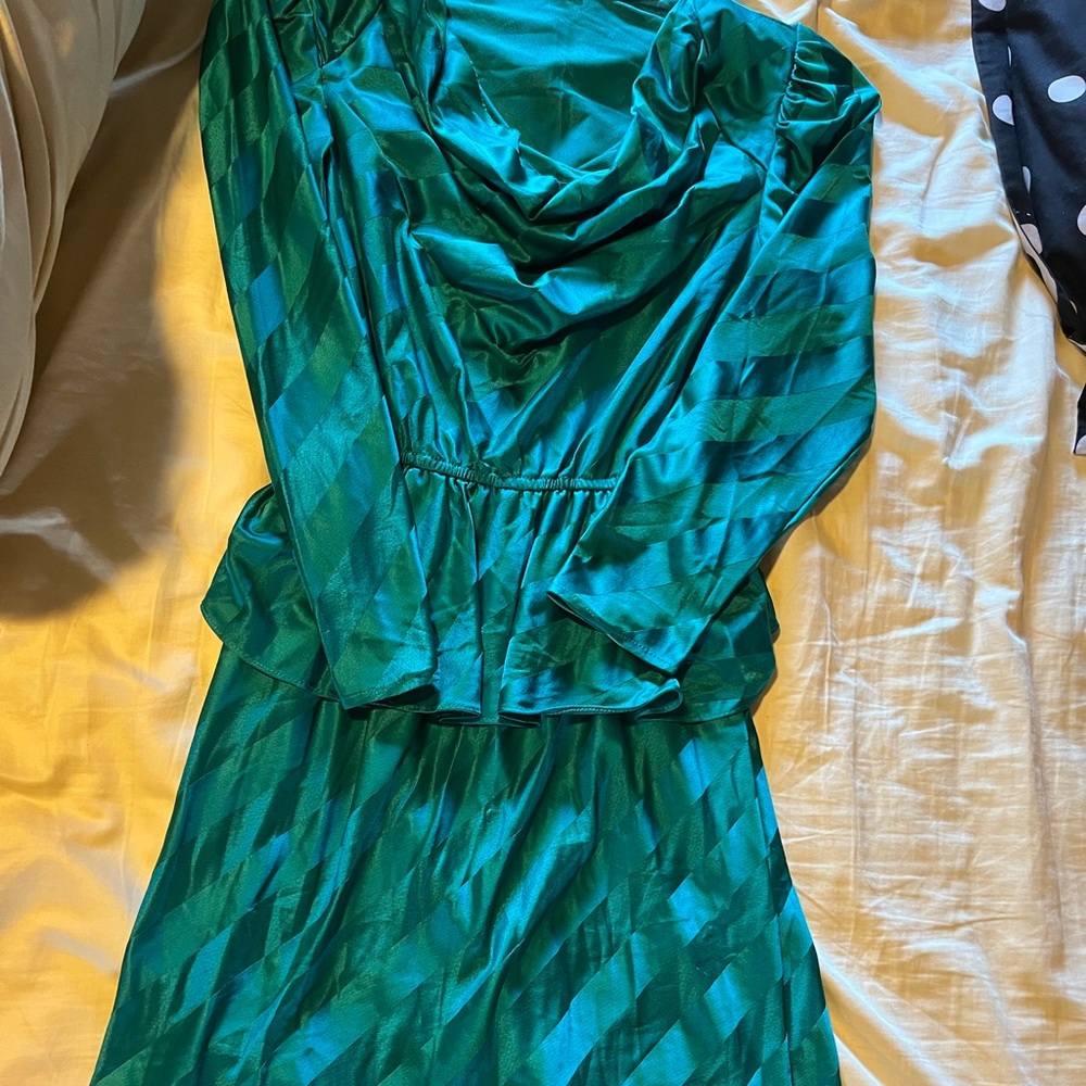1980’s green peplum dress